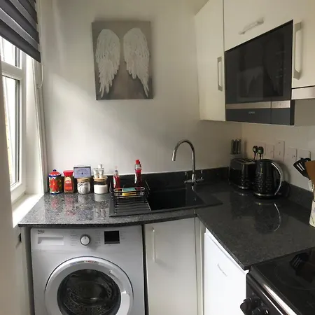 Cosy One Bedroom Flat In City Center Edinburgh Exterior photo