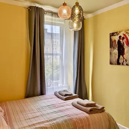 Cosy One Bedroom Flat In City Center Edinburgh Exterior photo